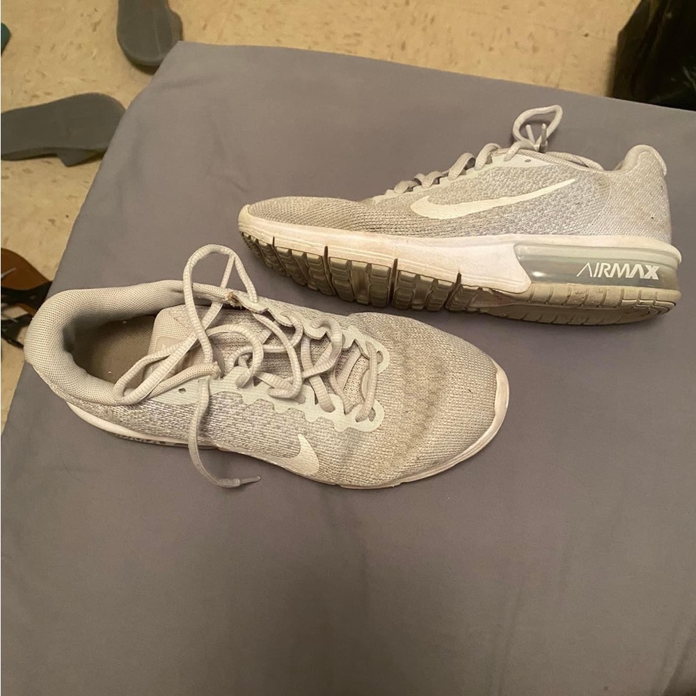 nike air max tennis shoes
